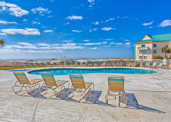 Beachfront With Gulf Views Pools Hot Tubs Tennis & Balcony Holiday home *