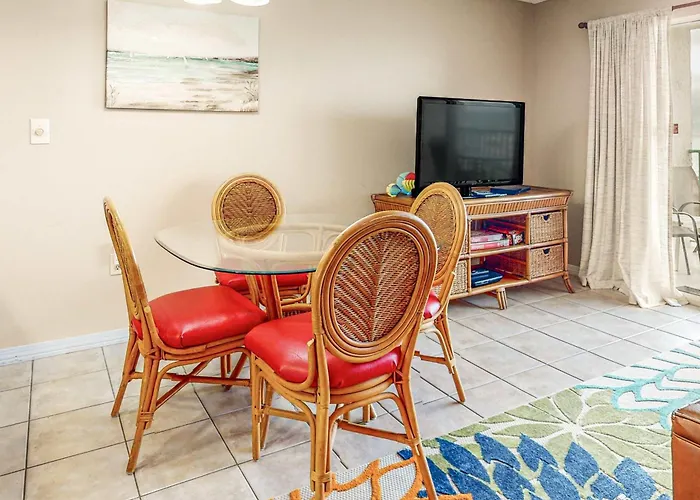 Beachfront With Gulf Views Pools Hot Tubs Tennis & Balcony *